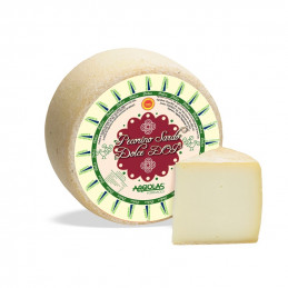 Sardischer süßer Pecorino...